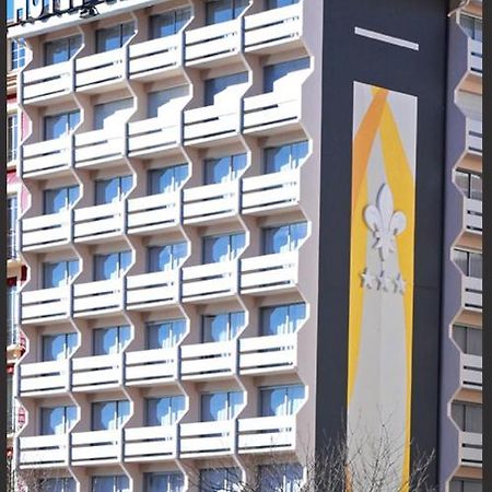 Hotel Lys De Marie Lourdes Exterior photo